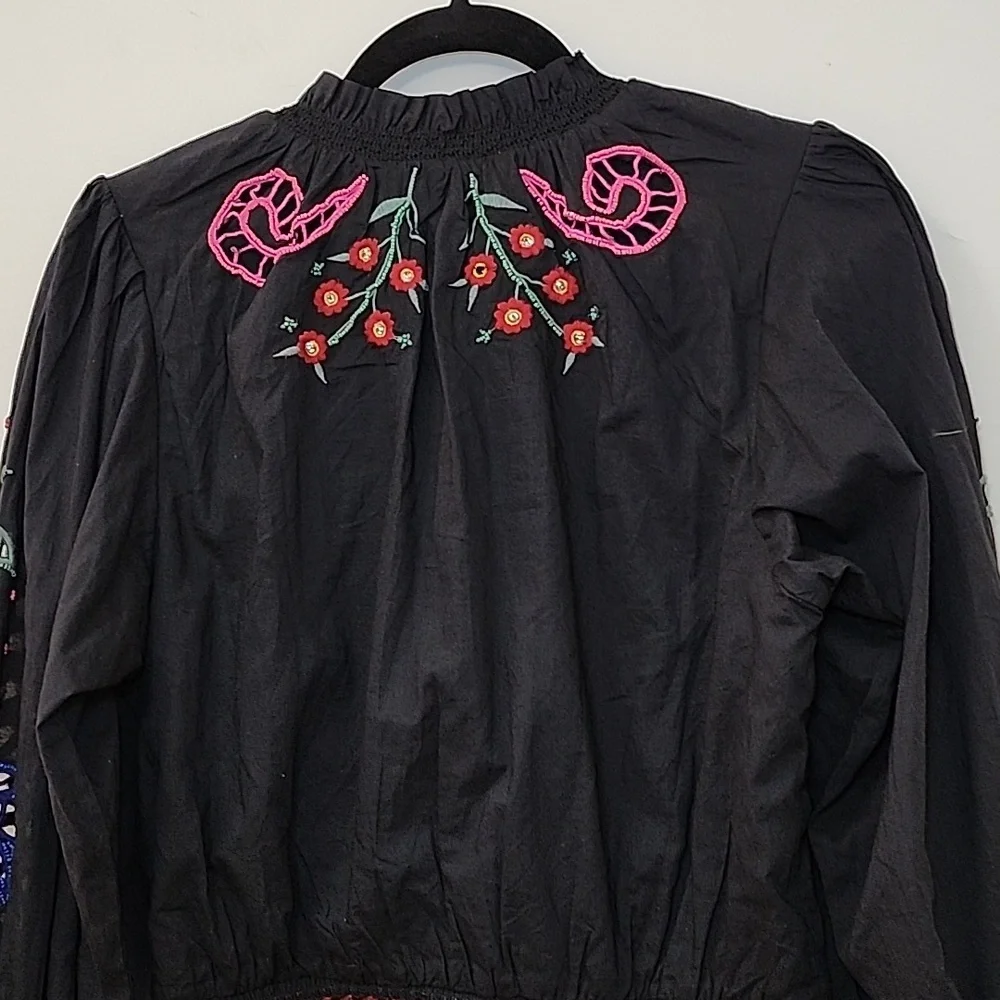 FarmRio Embroidered Puffsleeve  Black Dress Colorful Parrot Design Romantic Sz M - Picture 12 of 16